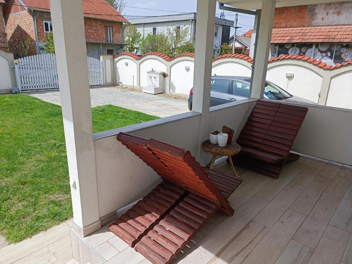 Serbian Home With Garden Krnjaca Eksteriør bilde