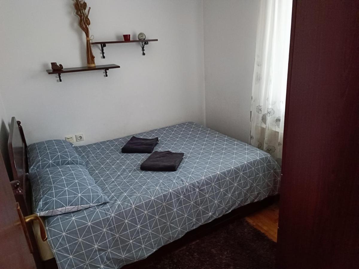 Serbian Home With Garden Krnjaca Eksteriør bilde