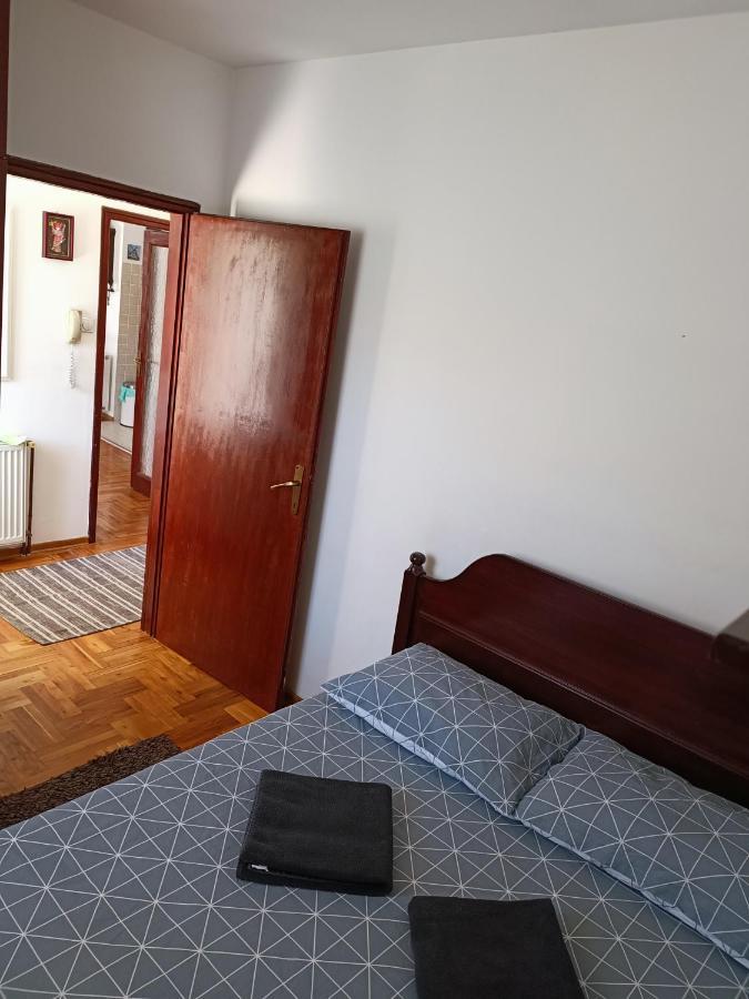 Serbian Home With Garden Krnjaca Eksteriør bilde